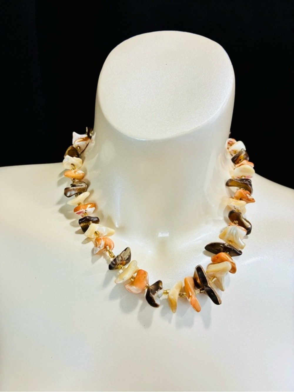 VTG Japan Earthy Mother Of Pearl Chunky Necklace in Peach, Brown & Cream EUC